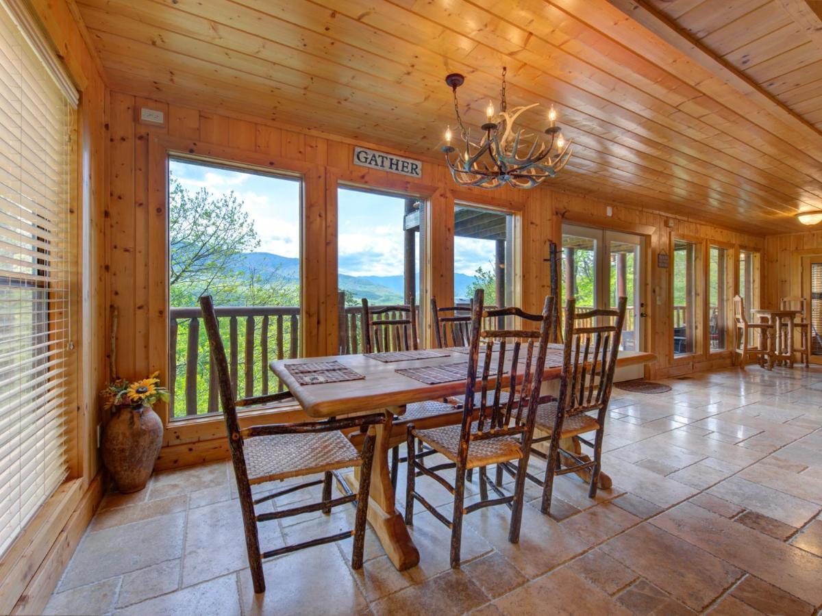 Edens View Villa Gatlinburg Exterior photo